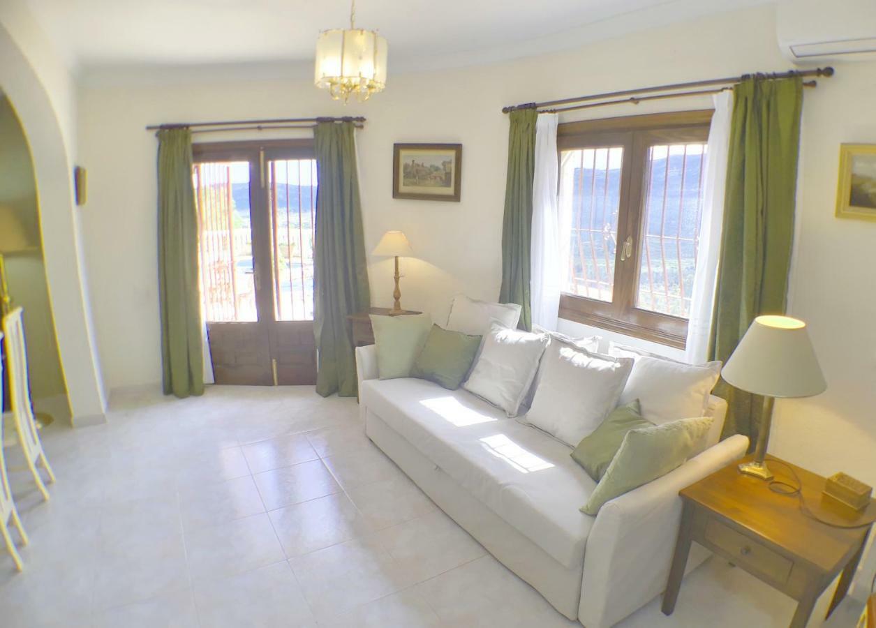 Villa Romana Mountainside Apartment In Alcalali, Jalon Valley Bagian luar foto